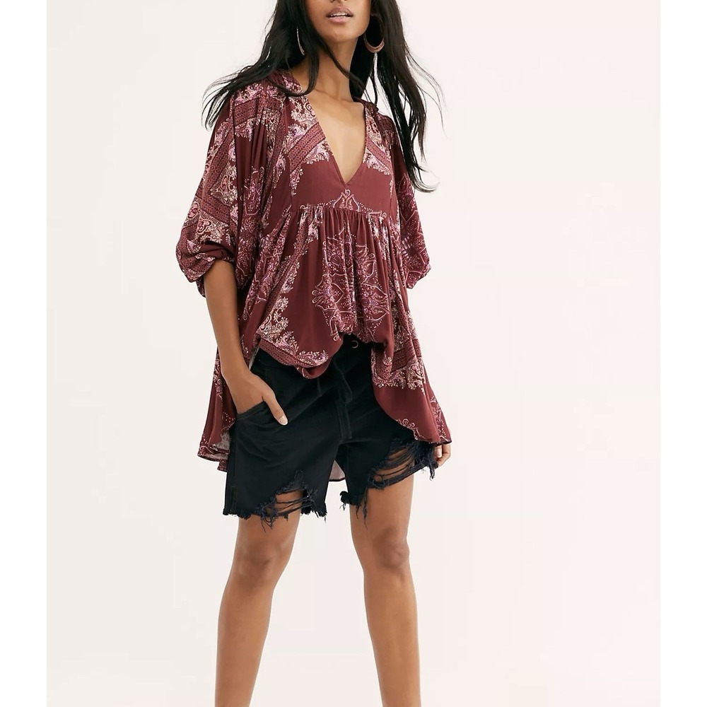 Free People Girl Talk Tunic Printed Small V-Neckline Flowy Sleeve Uneven Hemline
